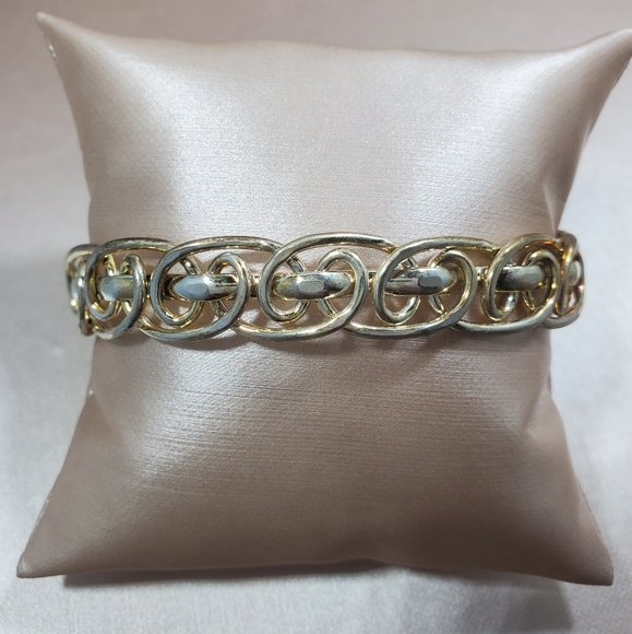 Nwot silver gold swirl bangle bracelet